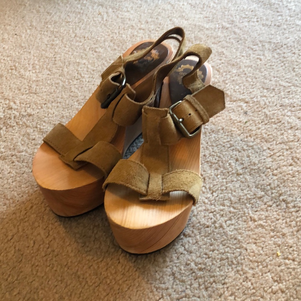 Urban Outfitters Ecote Wedges